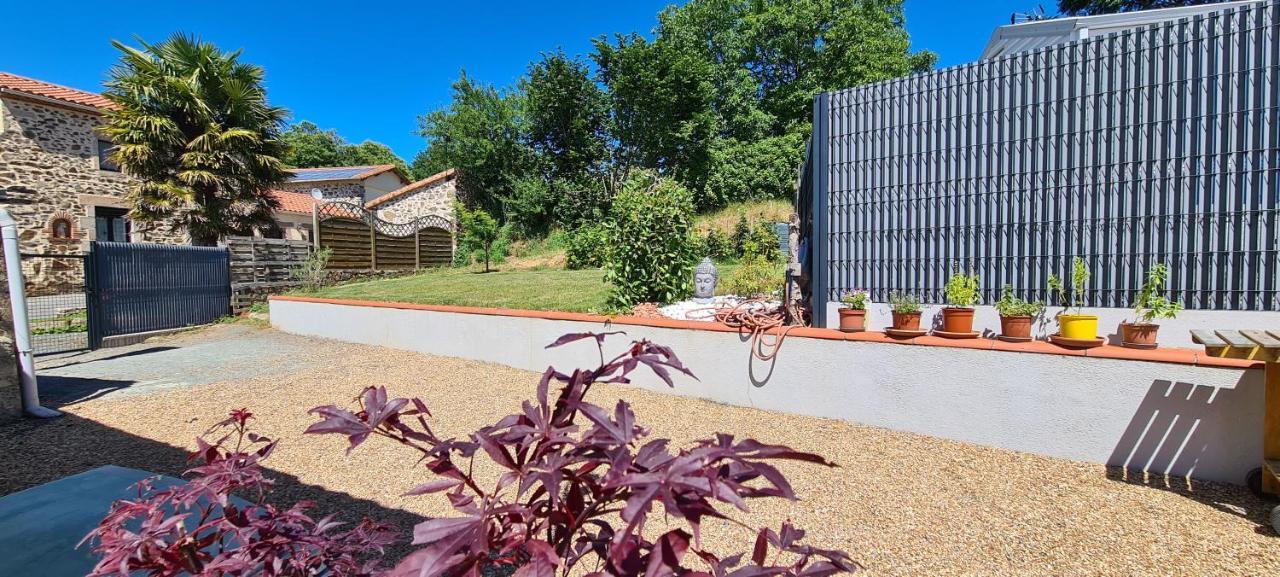 2 logements La Gelotière à 10 min du Puy du Fou Sevremont Extérieur photo